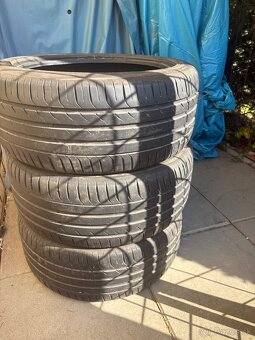 Predám letné pneumatiky R17 - 3