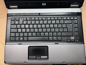 Predám použitý notebook HP 6730b. Core2Duo 2x2,40GHz. 4gbram - 3