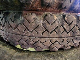 Predám pneumatiky na Lada niva - 3