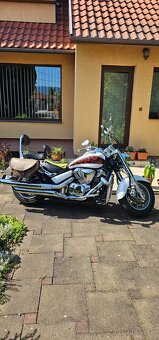 Suzuki Intruder VLR 1800 - 3