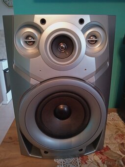 Predám veľkú hifi vežu Philips cena 99 eur. - 3