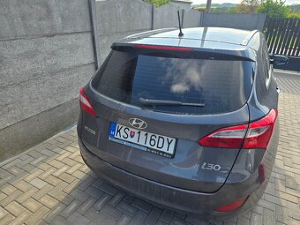 Predam Hyundai i30 CW 1.6i CRDi Style 99275 km 2016 - 3