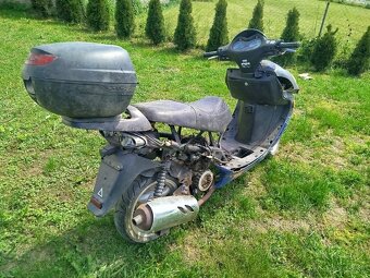 Skuter 150ccm - 3