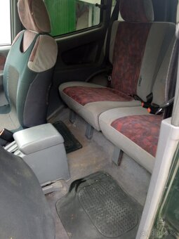 Nissan Terrano II - 3