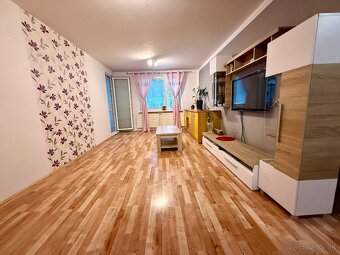 Na predaj 3 izbový byt vo Vrútkach - 3