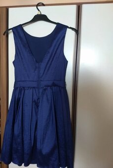 krátke modré spoločenské šaty - 3