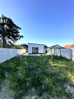 4 izbový rodinný dom 118 m2 na pozemku 719 m2, Sládkovičovo - 3