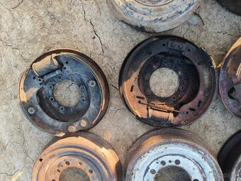 Brzdy ARO m461 240 - 3