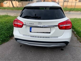 Mercedes GLA 200d - 3