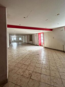 Predaj/Prenájom RD - budova (obchodné priestory) Sečovce - 3