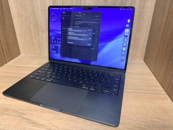MacBook Air M2 16GB / 512GB – modrý - 3