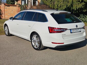 Škoda Superb Combi 2.0 TDI Ambition DSG - 3