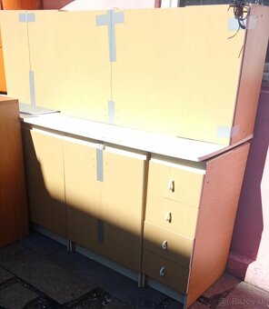 Kuchynská linka - 3