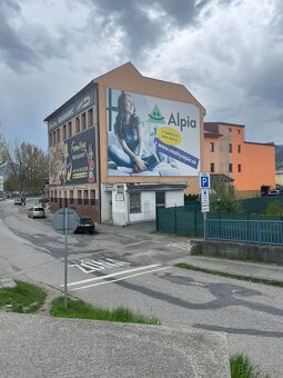 Ponúkame na prenájom exkluzívnu reklamnú plochu pri hlavnej - 3
