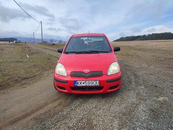 Toyota Yaris 1.0 benzín - 3