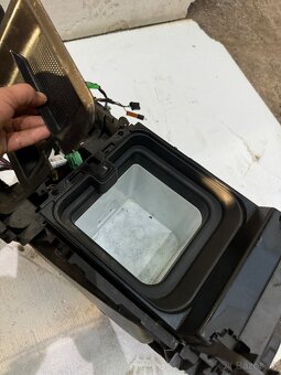 Range rover sport chladnicka - 3