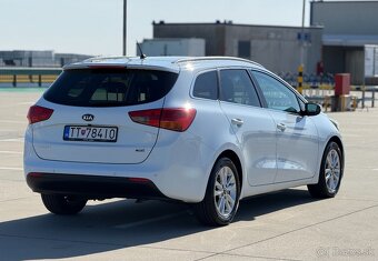 Kia Ceed SW 1.6 CRDi VGT Gold SR auto Facelift - 3
