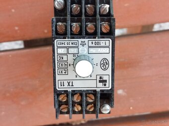 Predám časové relátka, pomocné relé a optoelektr.snímač - 3