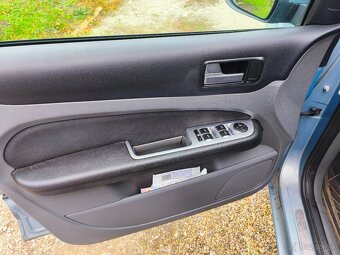 Ford focus 1.6tdci - 3
