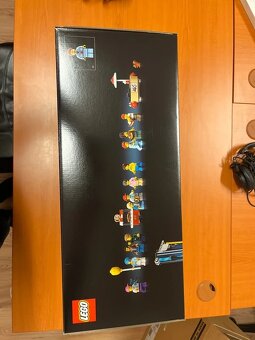 Lego Icons 10303 Loop Coaster - 3