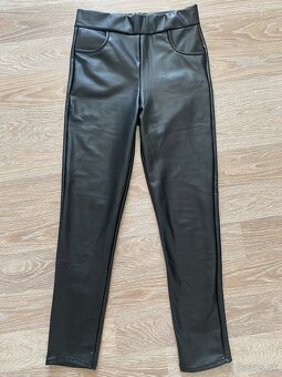 Koženkové leginy - 3