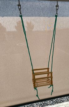 Detska drevena hojdacka - 3