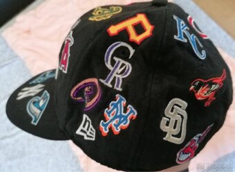 NEW ERA s logami baseballových tímov - 3