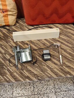 Akvárium + prislusenstvo - 3