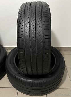 Letné pneu MICHELIN Pilot Primacy 4 235/50 R19 - 3