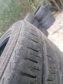 Barum bravuris 3 235/45r18 4ks cena 30e - 3