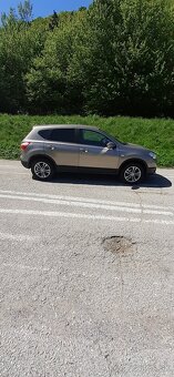 Nissan Qashqai 1,5 dci 4+2 - 3