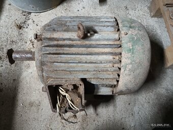 Elektromotor 7,5kW a 4kW - 3
