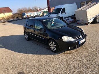 VW Golf V - 3