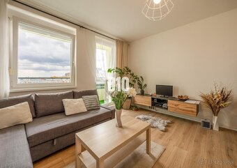 Moderná garsónka s balkónom po kompletnej rekonštrukcii na M - 3