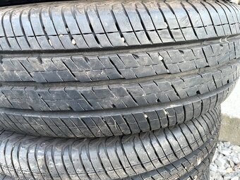 215/80 R14C 112/110P Continental letne - 3