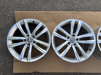 5x112 R18 VW Dartford Rline Passat - 3