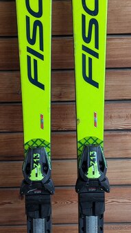 Špičkové carvingové lyže Fischer RC4 WC CT, 180cm, 2022 - 3