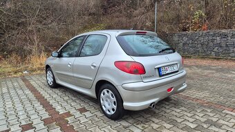 Peugeot 206 1.4 55 KW benzin 74178 km - 3