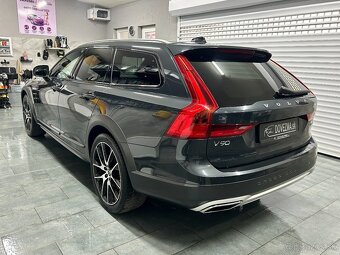 VOLVO V90 CROSS COUNTRY D4 AWD, 4x4, 2.0 D, 140KW/190PS,2020 - 3