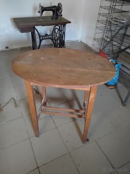Starožitný nábytok - 3