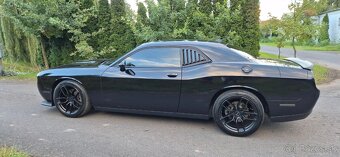 DODGE CHALLENGER 5,7 HEMI 2019 33000 km - 3