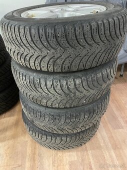 195/65 R15 - 3