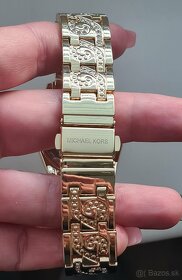 hodinky Michael Kors s kryštálikmi zkaté: - 3
