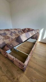 Predám manželskú posteľ s úložným priestorom - 3