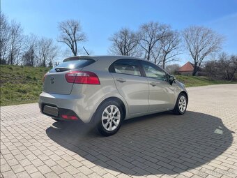 KIA RIO 2013 1.25 benzín - 3