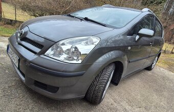 Toyota corolla verso 1.6 - 3