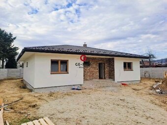 VILLA PARK HUMENNÉ – MODERNÉ BUNGALOVY S NADŠTANDARDNÝM PREV - 3