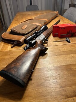 Blaser R8 - 3