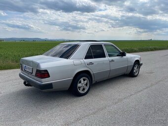Mercedes-Benz W124 300D - 3