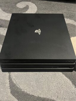 PlayStation 4 Pro - 3